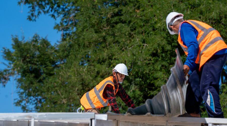 Professional new roof installation services in Cromwell, IA